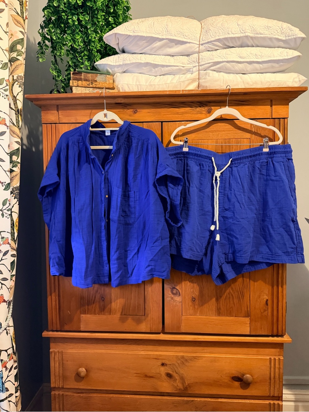 Old Navy Royal Blue Crinkle Gauze Shirt & Shorts Set